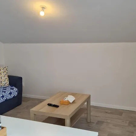 Au Pied De La Basilique Appartement *